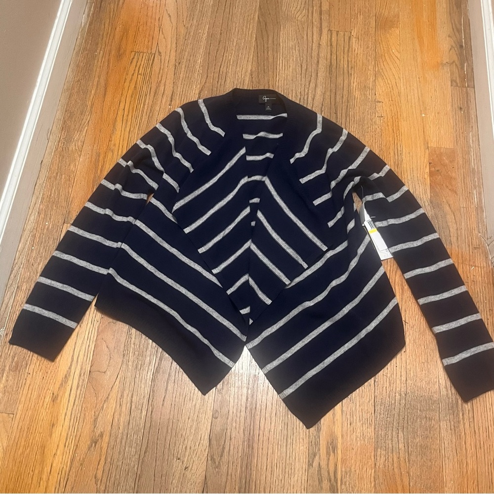 Aqua Brand 100% cashmere cardigan NEW size M